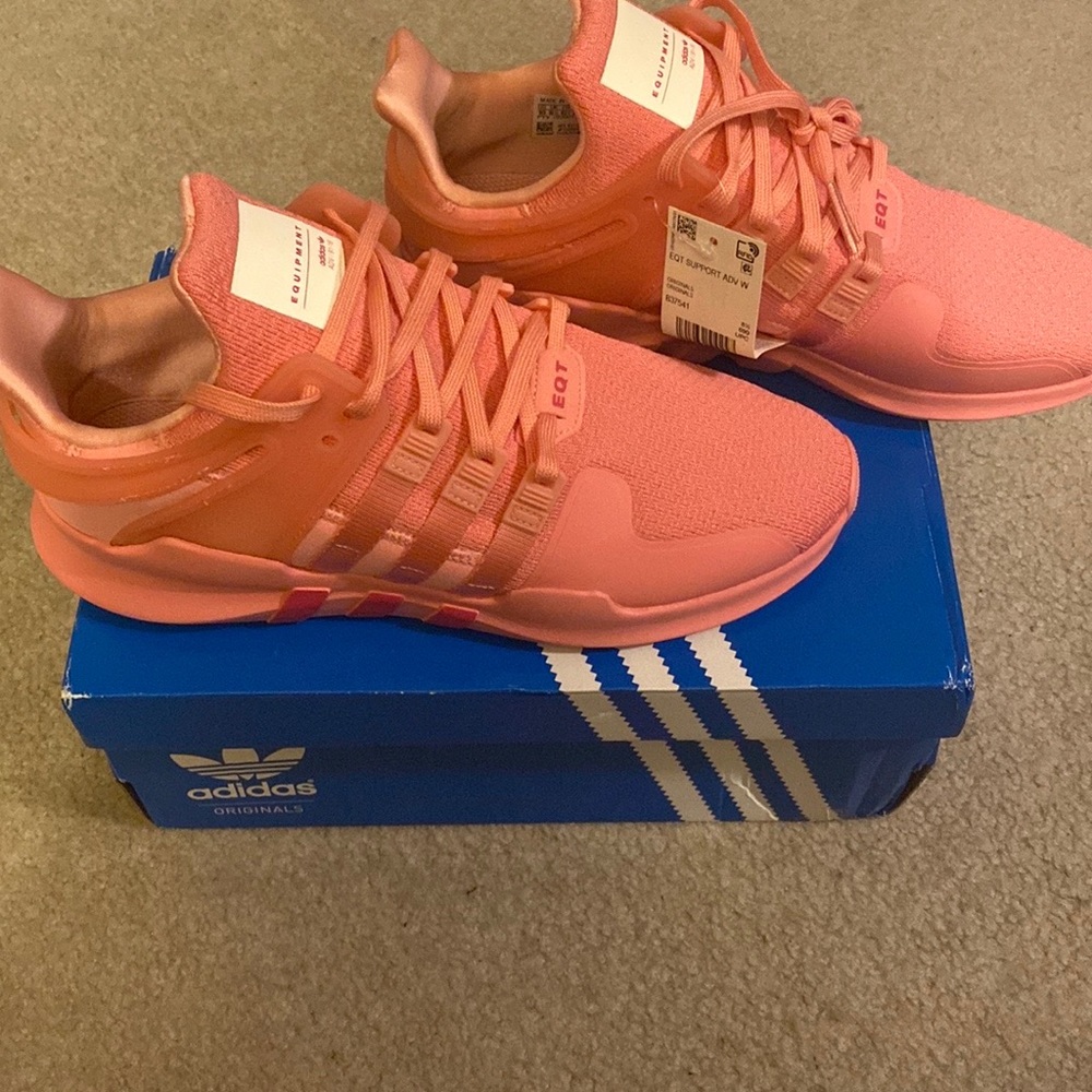Size 10 Women pink Adidas with box , never worn